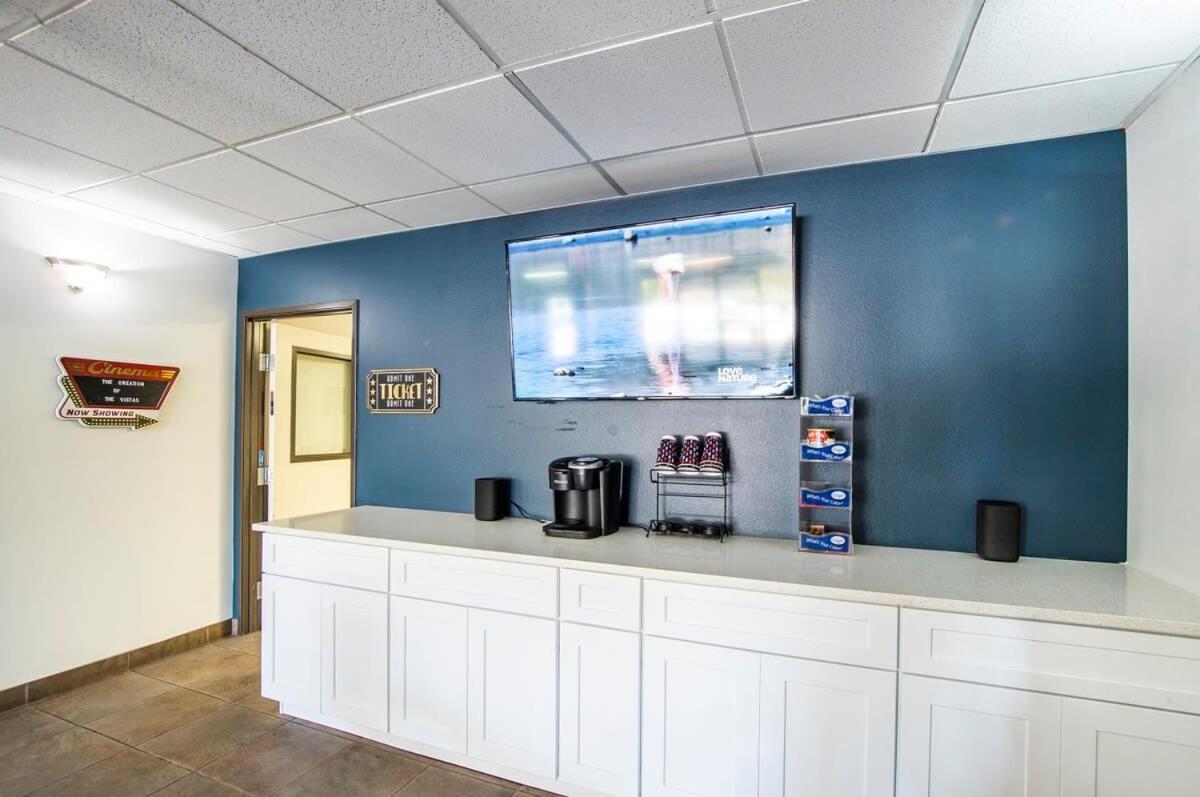 Sierra Vista Studio Apartment With Full Kitchen And King Bed Exterior foto